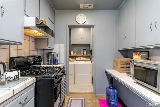 $840,000 | 1446 Evergreen Street, Burbank, CA 91505