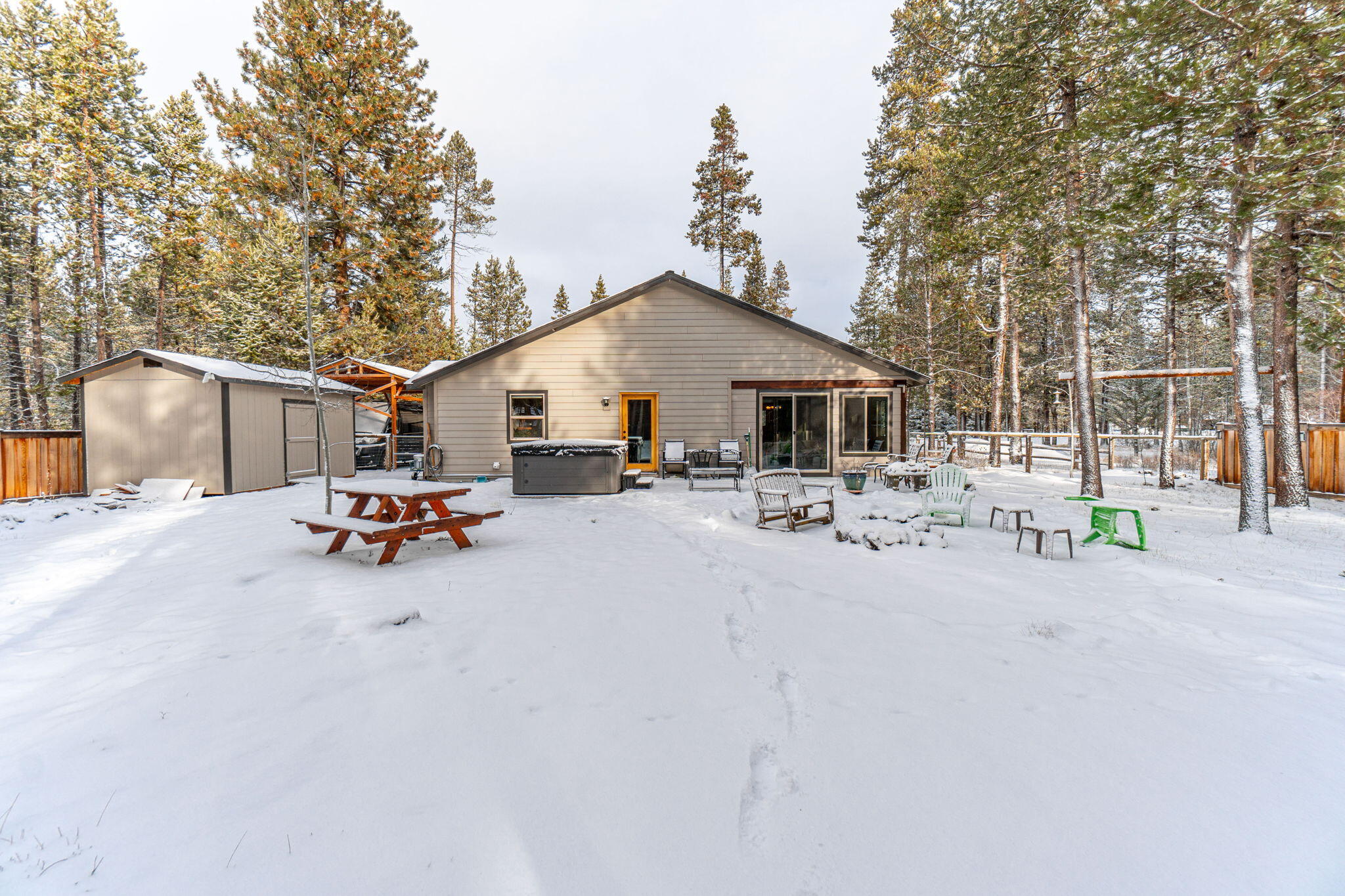 56090 Snow Goose Road Bend, OR 97707 - Photo 31 of 44 1-web-or-mls-Riley Visuals-25