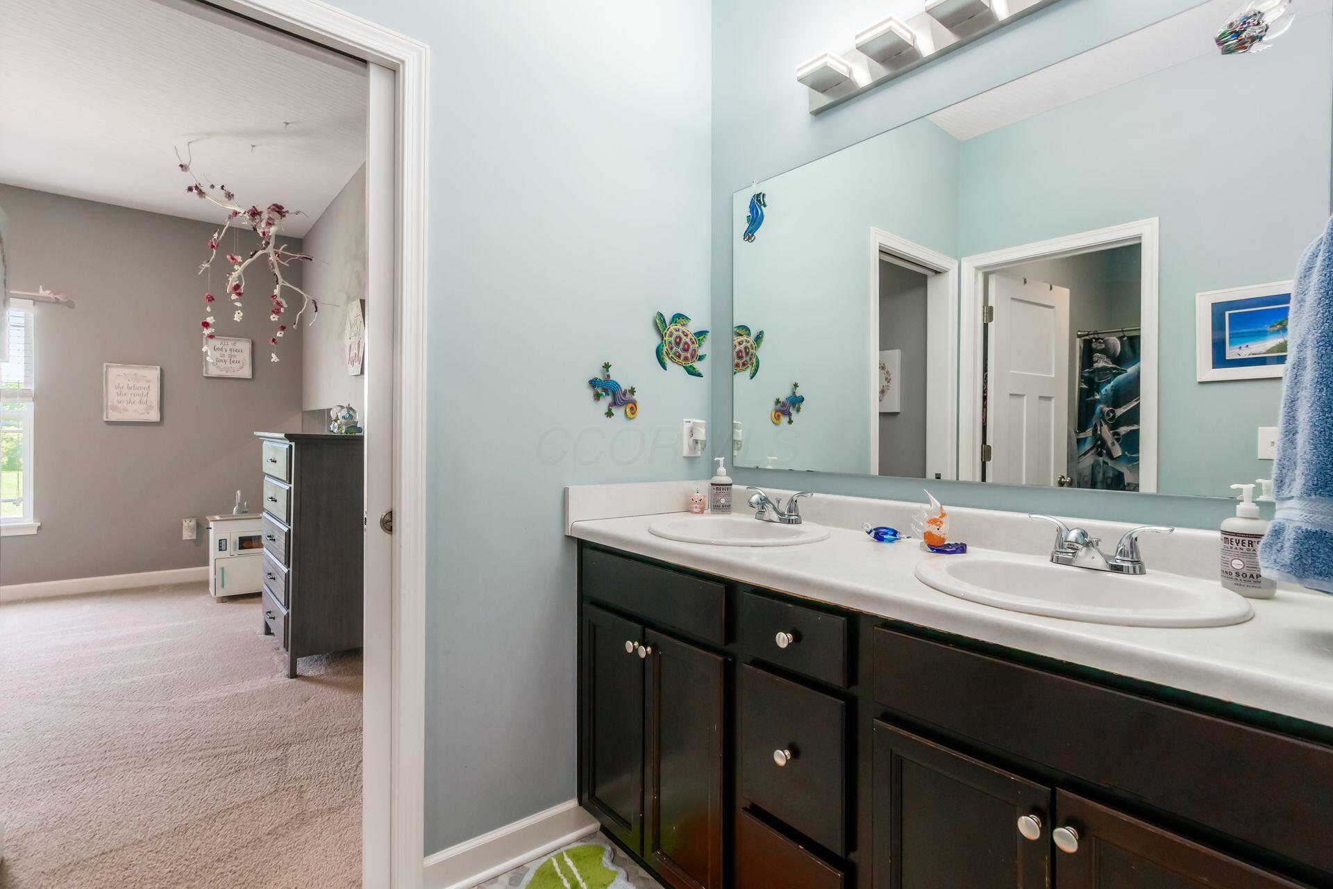 1820 Bean-Oller Road Delaware, OH 43015 - Photo 43 of 57 Jack and Jill bathroom