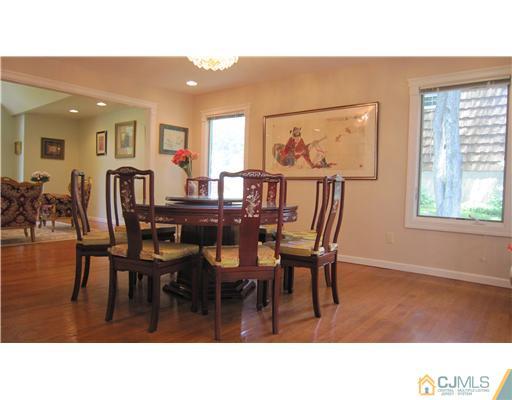 98 George Avenue Edison, NJ 08820 - Photo 3 of 25 Gallery Image 3