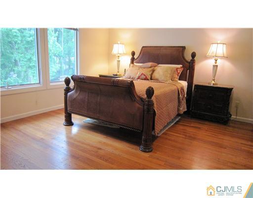98 George Avenue Edison, NJ 08820 - Photo 7 of 25 Gallery Image 7