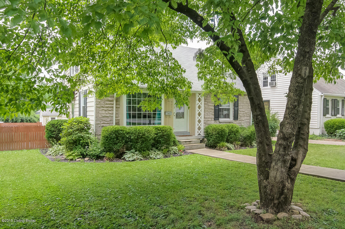 4026 Gloucester Road Louisville, KY 40207 - Photo 3 of 64 3