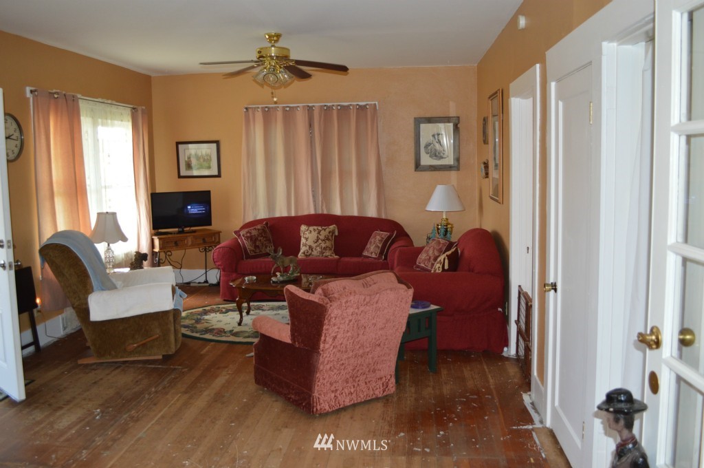 151 South Douglas Creek Road Waterville, WA 98858 - Photo 3 of 21 Gallery Image 3