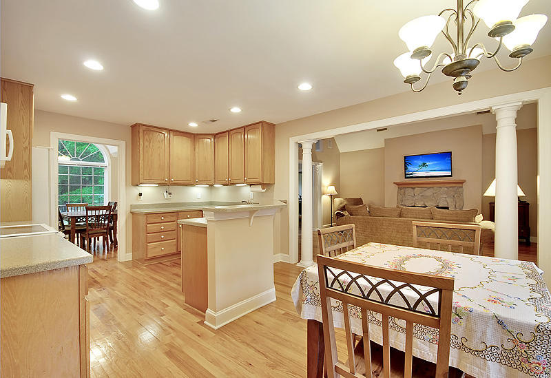605 Woodspring Road Mount Pleasant, SC 29466 - Photo 12 of 33 368_373-copy