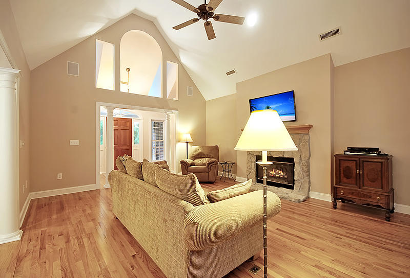 605 Woodspring Road Mount Pleasant, SC 29466 - Photo 15 of 33 386_387-copy