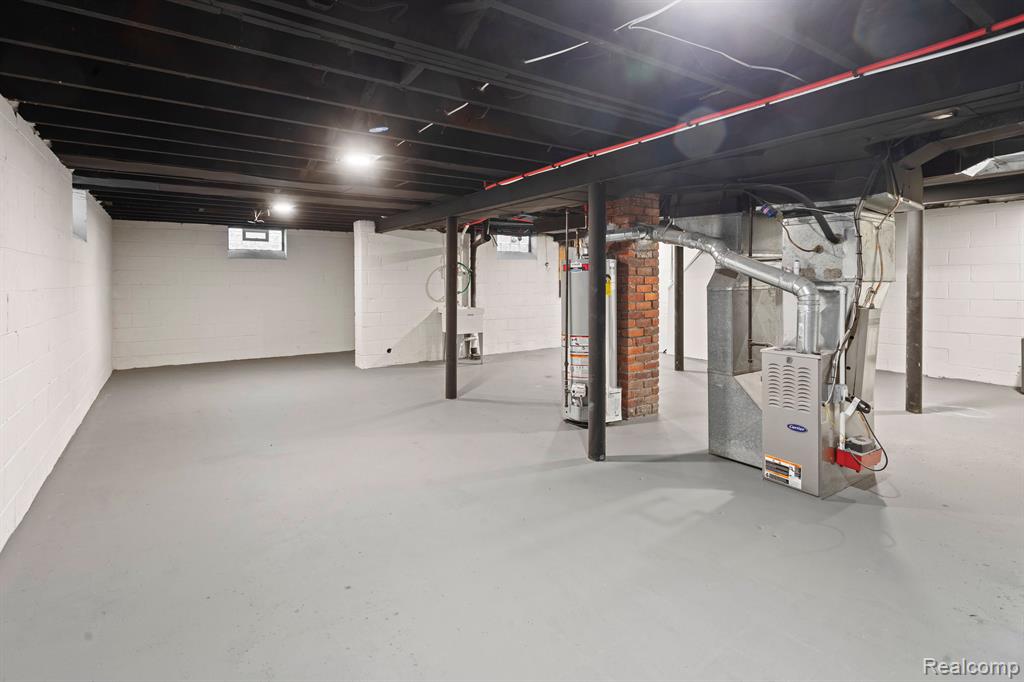 1609 Columbia Road Berkley, MI 48072 - Photo 22 of 28 Gallery Image 22