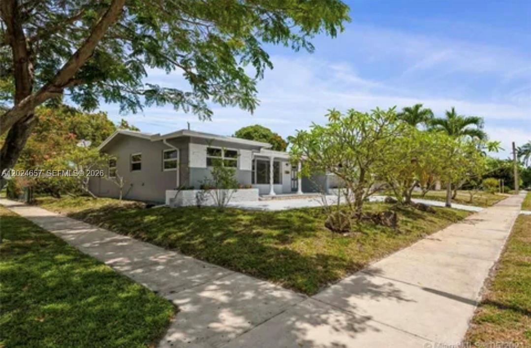 3619 West Park Road Hollywood, FL 33021 - Photo 3 of 19 Photo 3