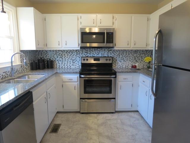 219 Tall Pines Road Ladson, SC 29456 - Photo 8 of 17 kithen 219 tall pines
