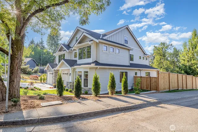 $3,399,900 | 14820 Northeast 70th Court, Redmond, WA 98052