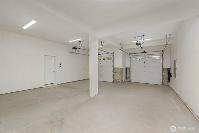 $3,399,900 | 14820 Northeast 70th Court, Redmond, WA 98052