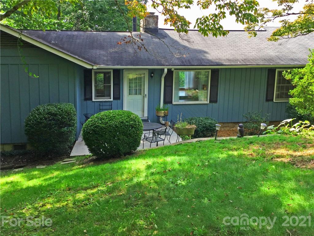 286 Sugar Hollow Road Fairview, NC 28730 - Photo 2 of 35 Gallery Image 2