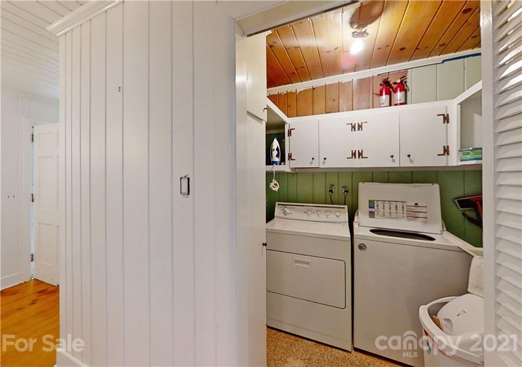 286 Sugar Hollow Road Fairview, NC 28730 - Photo 13 of 35 Gallery Image 13