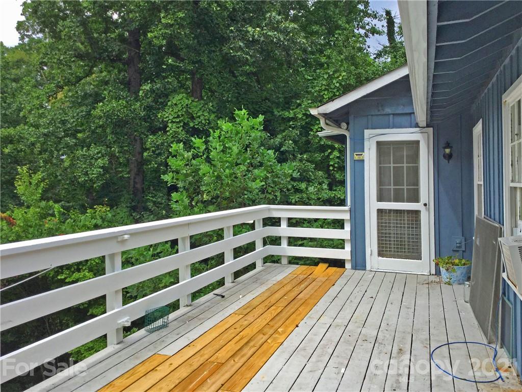 286 Sugar Hollow Road Fairview, NC 28730 - Photo 26 of 35 Gallery Image 26
