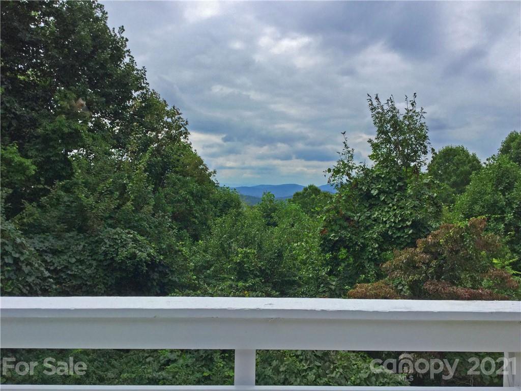 286 Sugar Hollow Road Fairview, NC 28730 - Photo 34 of 35 Gallery Image 34