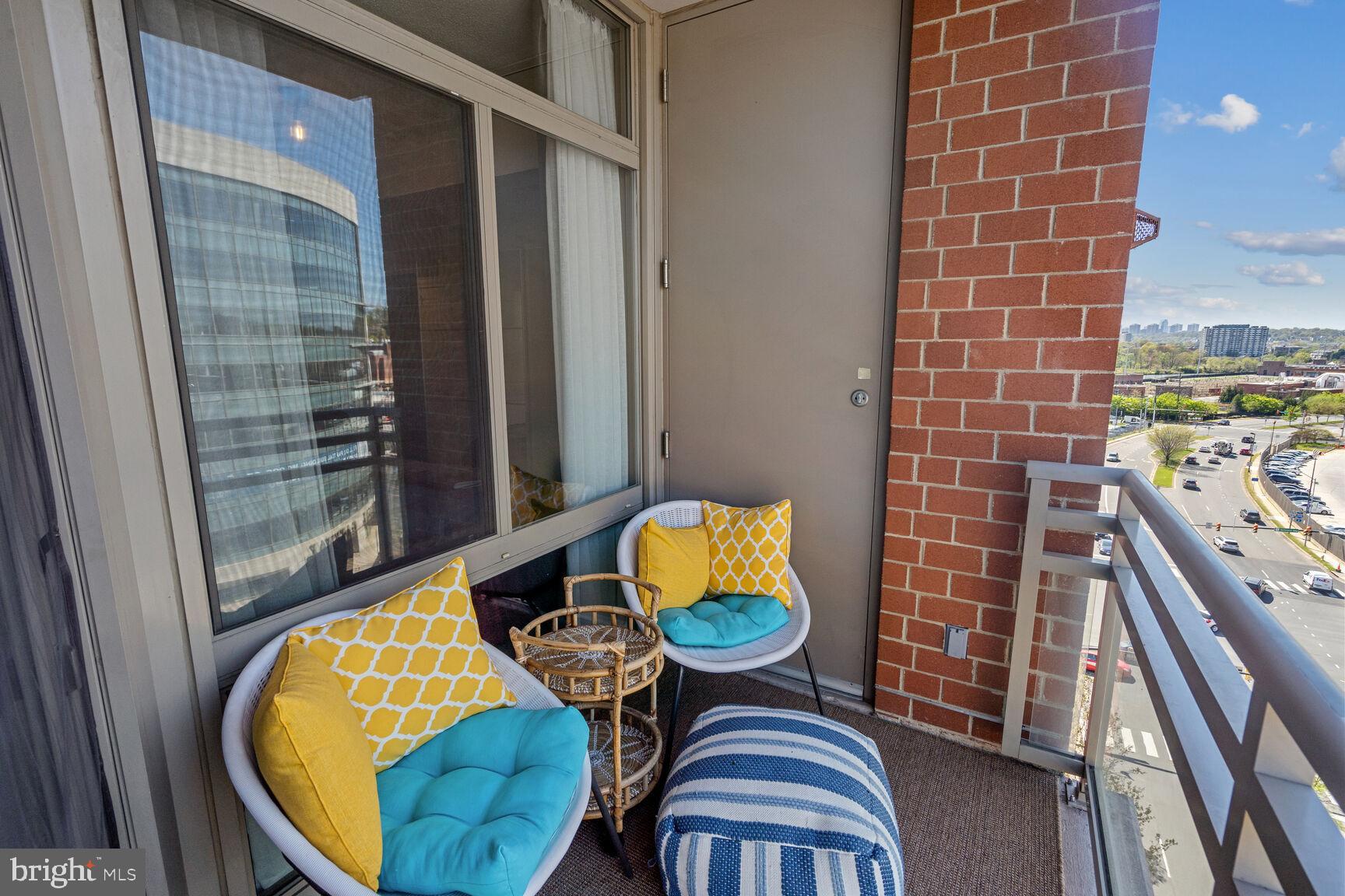 3600 South Glebe Road, Unit 815W Arlington, VA 22202 - Photo 4 of 27 Unit balcony