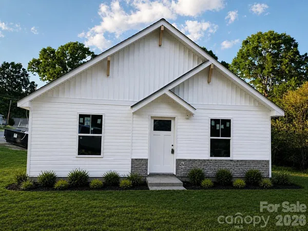 $215,000 | 1034 Walnut Street, Albemarle, NC 28001