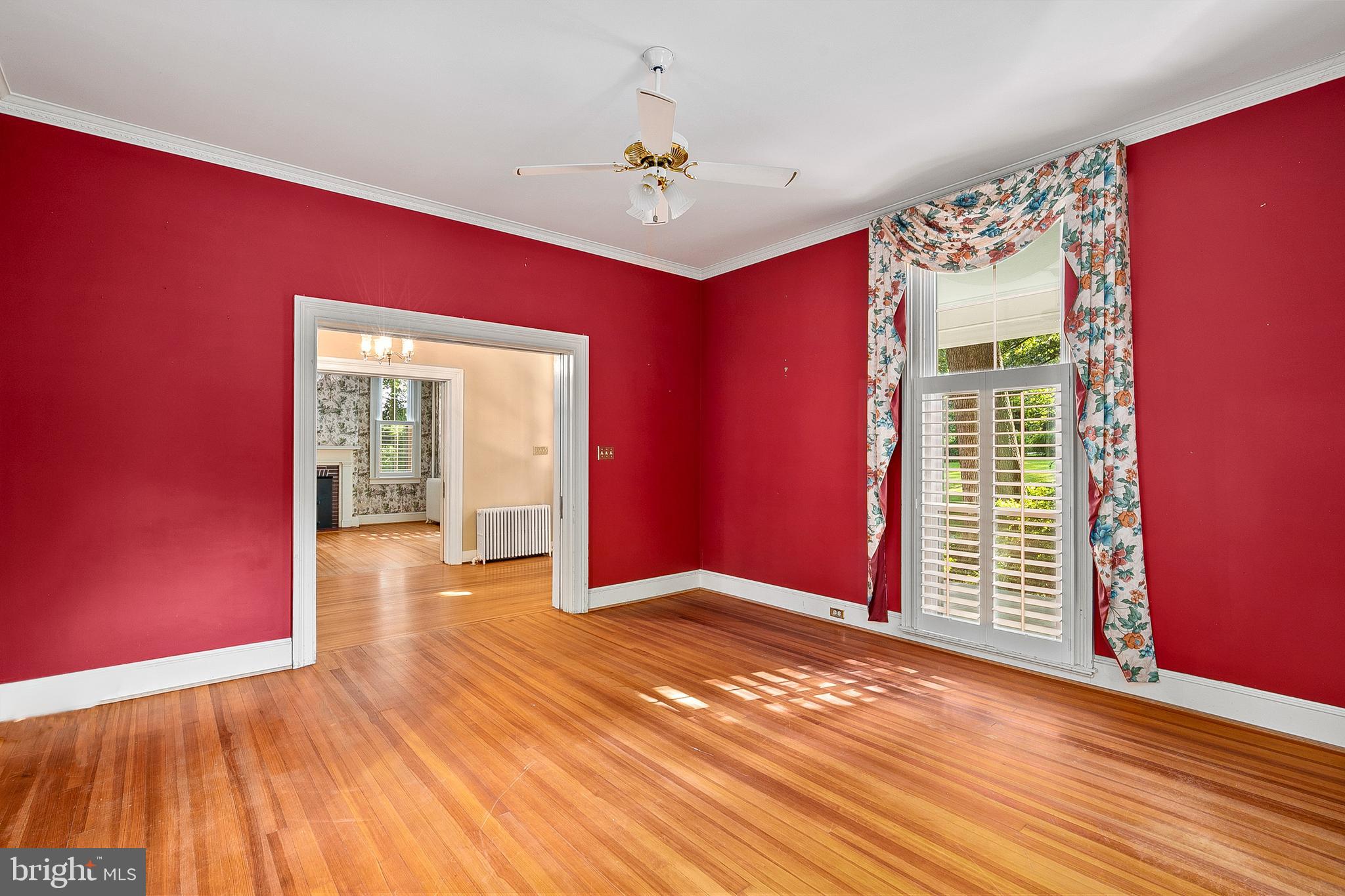 11 North Belle Grove Road Baltimore, MD 21228 - Photo 15 of 64 Parlor (alt view)