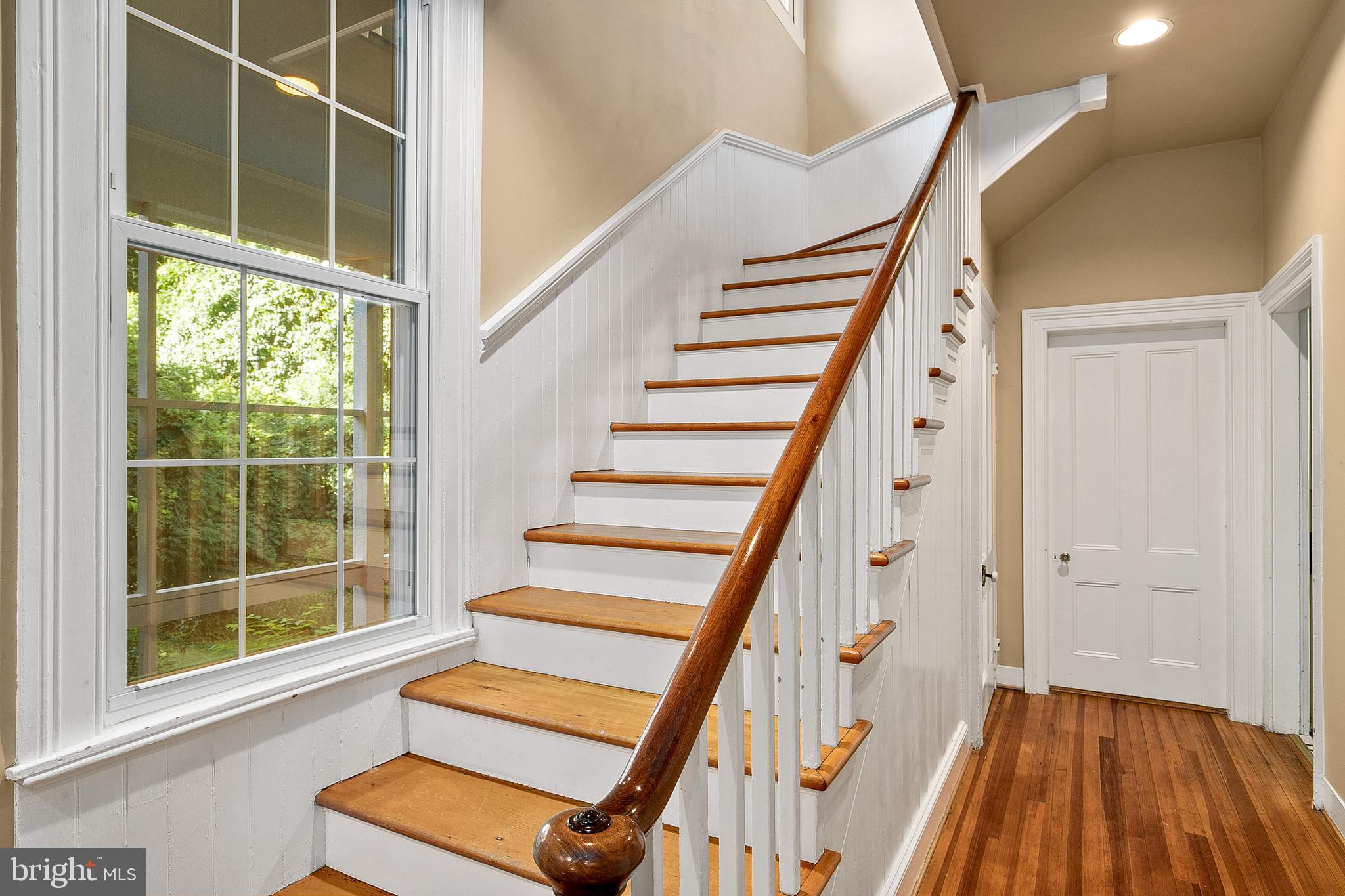 11 North Belle Grove Road Baltimore, MD 21228 - Photo 30 of 64 Steps to Upper Level