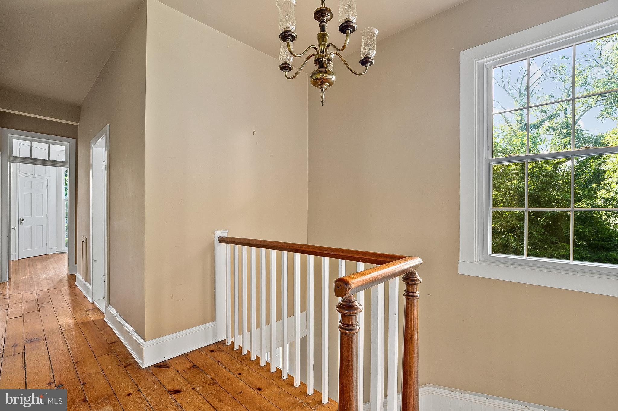 11 North Belle Grove Road Baltimore, MD 21228 - Photo 31 of 64 Upper Level