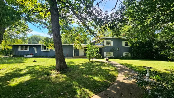 $475,000 | N740 Prince Crossing Road, West Chicago, IL 60185