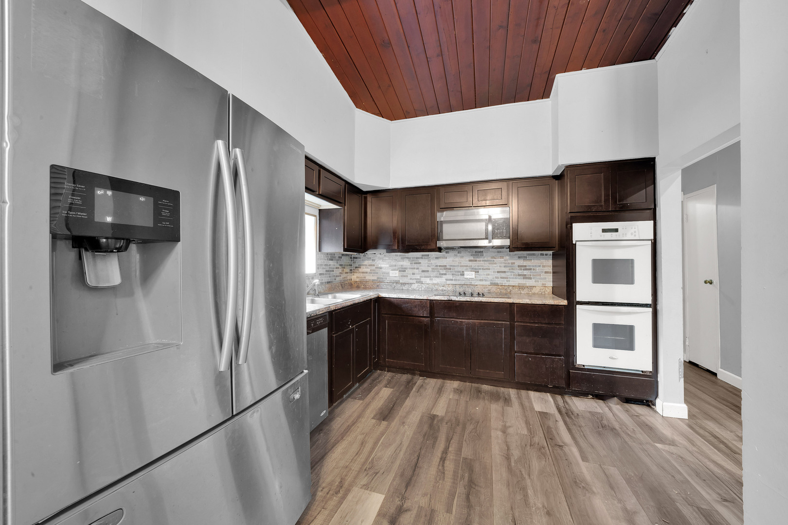 15300 Parkside Drive Markham, IL 60428 - Photo 10 of 24