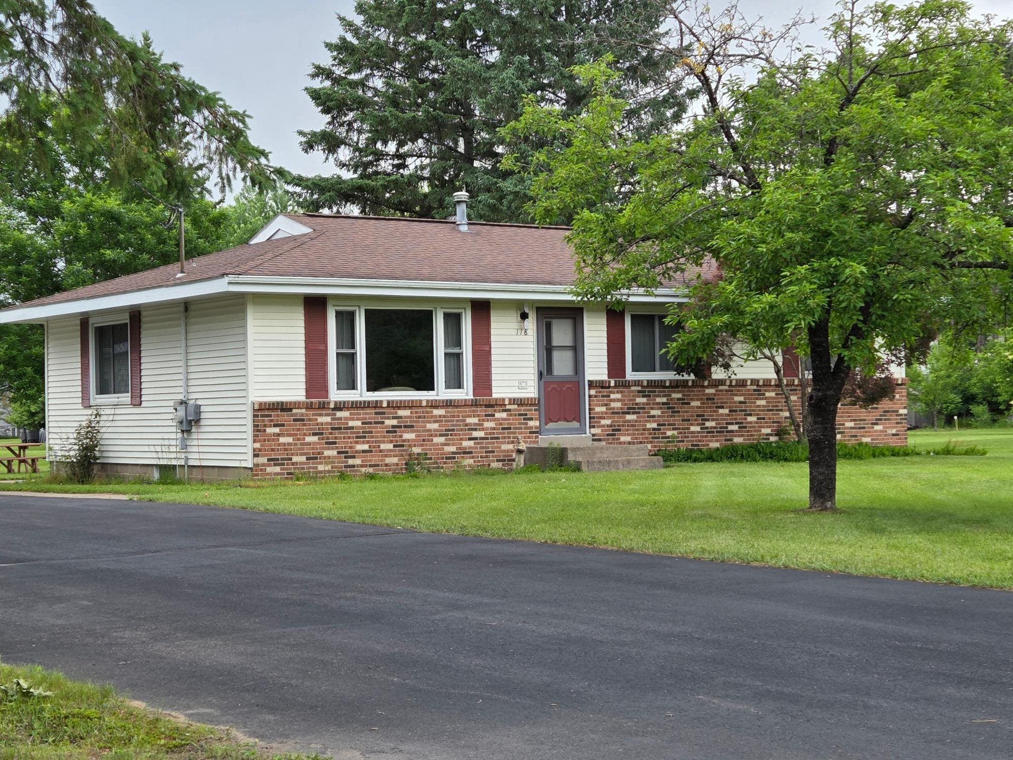 118 Voerman Street Tomahawk, WI 54487 - Photo 4 of 49