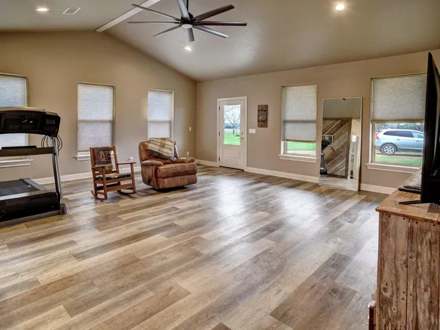 $1,790,000 | 198 County Road 310, Yoakum, TX 77995