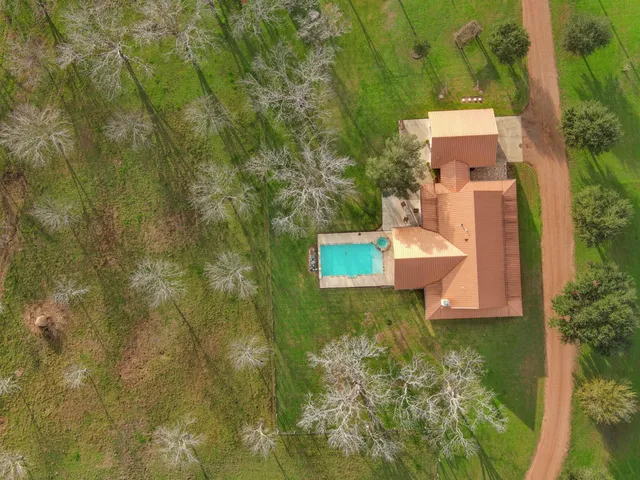 $1,790,000 | 198 County Road 310, Yoakum, TX 77995