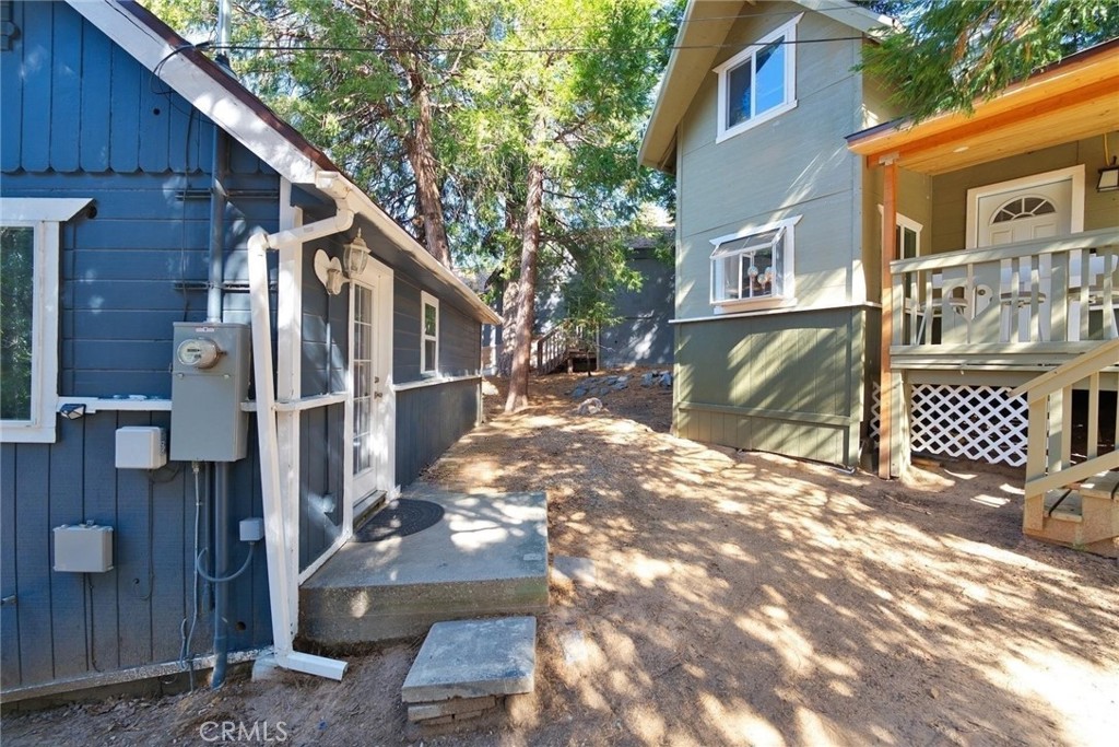 29083 Hook Creek Road Cedar Glen, CA 92321 - Photo 7 of 50 a view of outdoor space and wooden deck