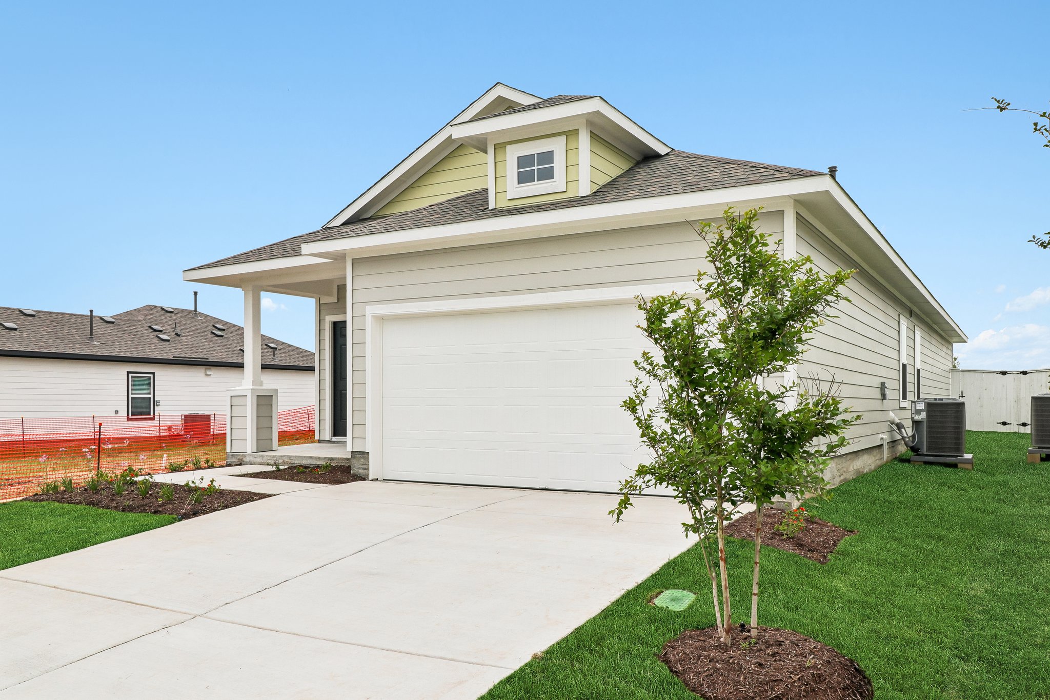 108 Bountiful Lane Elgin, TX 78621 - Photo 3 of 30