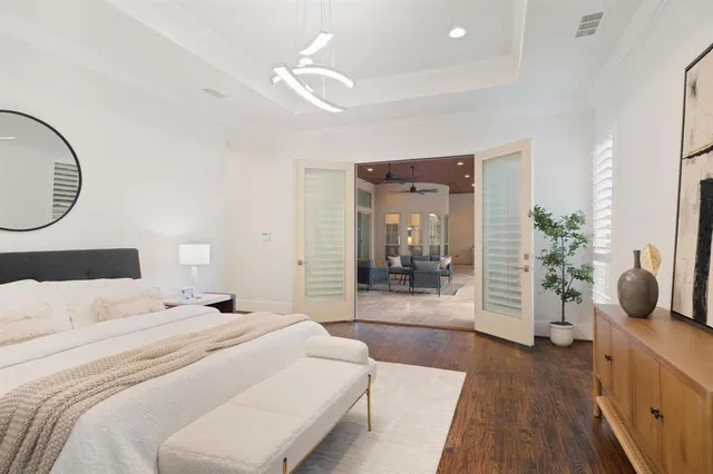 a bathroom with a sink vanity and a mirror