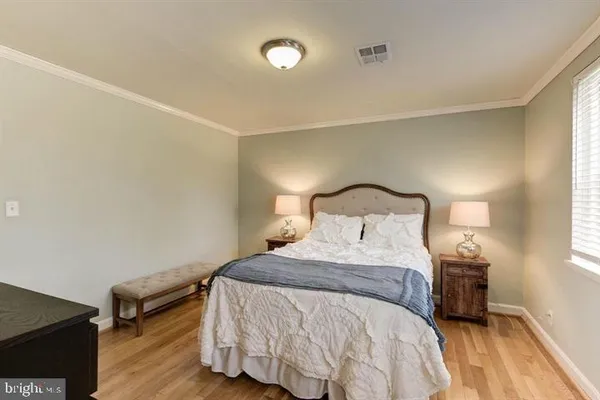 $3,200 | 2886 South Abingdon Street, Arlington, VA 22206