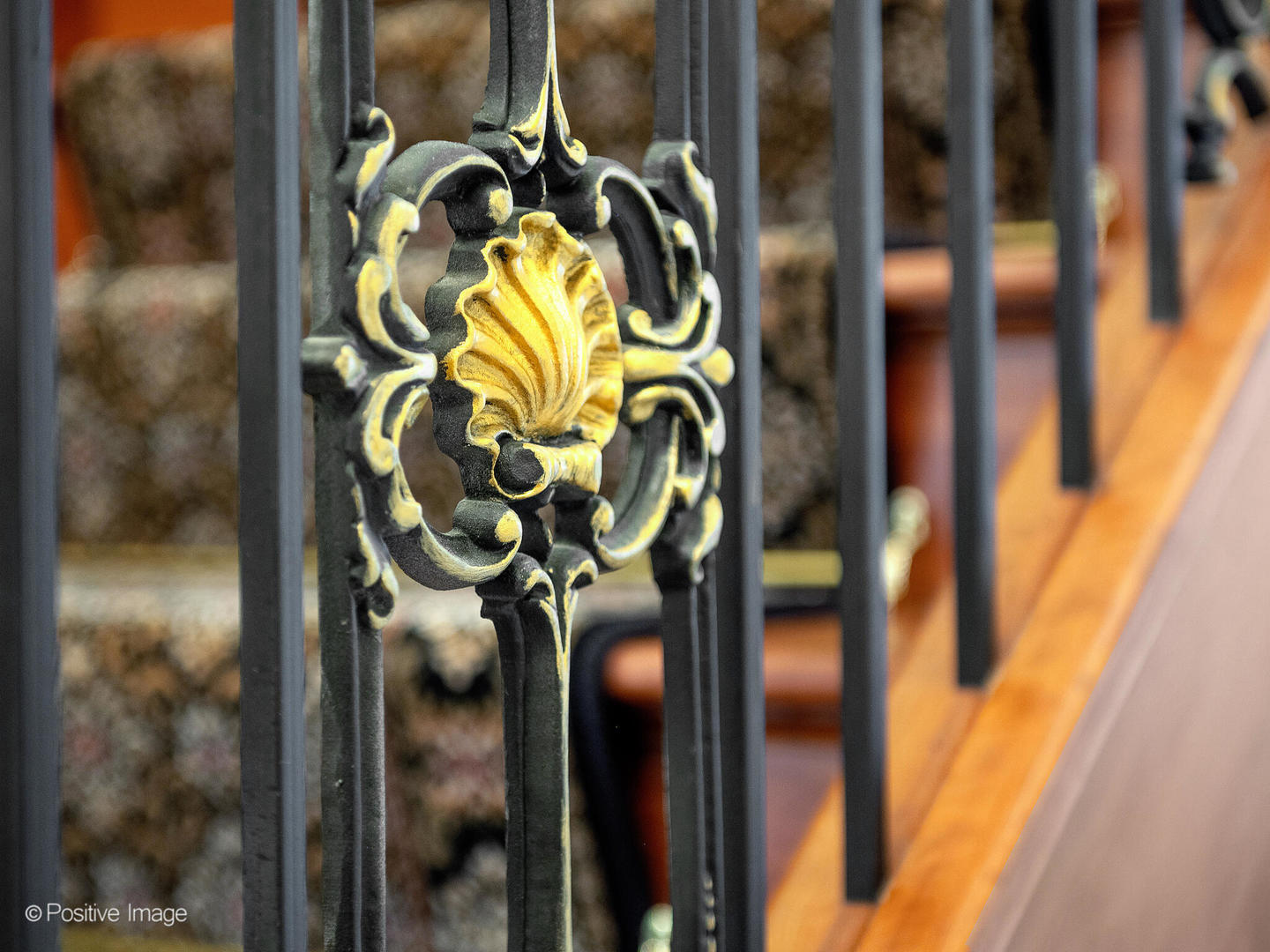 817 Lakeview Lane Burr Ridge, IL 60527 - Photo 22 of 69 a close view of water heater