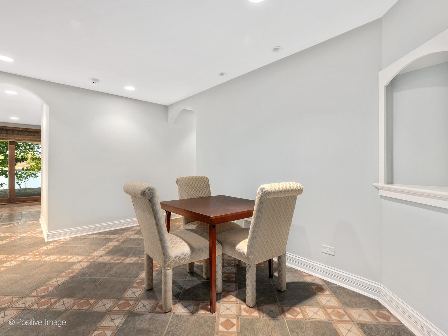 817 Lakeview Lane Burr Ridge, IL 60527 - Photo 62 of 69 a view of a dining room with furniture and wooden floor