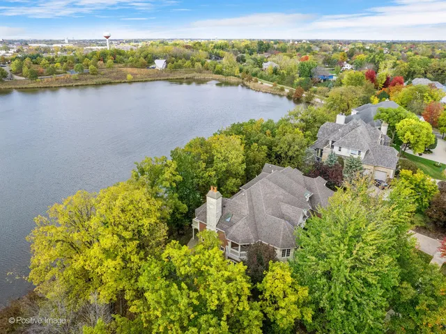 $2,095,000 | 817 Lakeview Lane, Burr Ridge, IL 60527