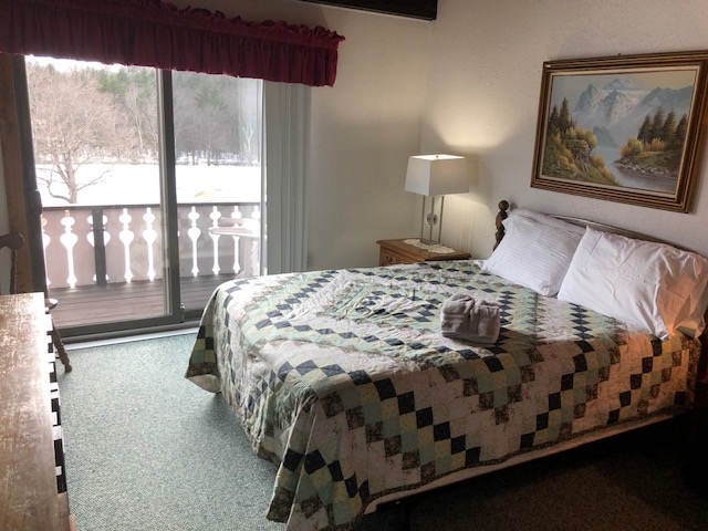 76 Linderhof Golf Course Road, Unit H8 Bartlett, NH 03838 - Photo 13 of 27 Gallery Image 13