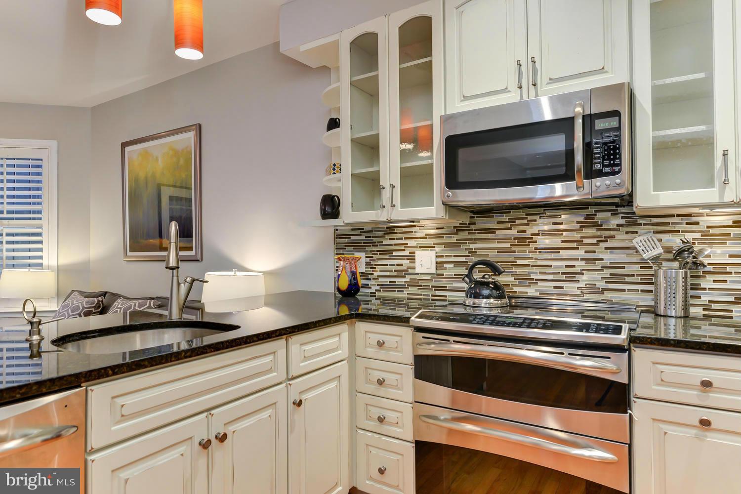 1421 Columbia Road Northwest, Unit 101 Washington, DC 20009 - Photo 14 of 29 Interior (General)