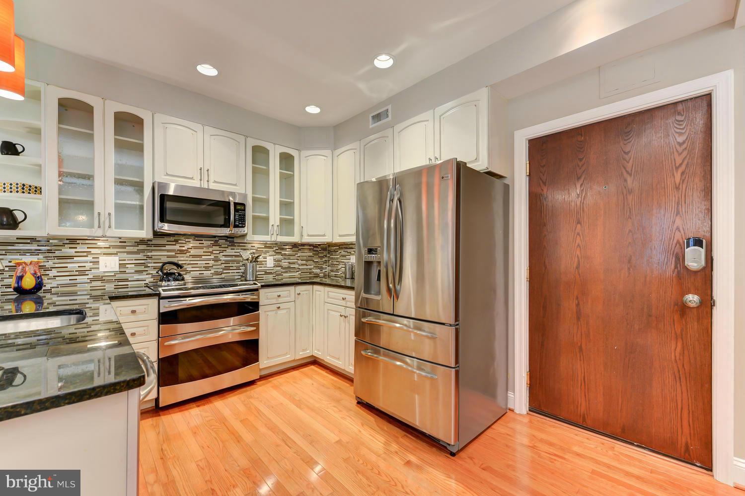 1421 Columbia Road Northwest, Unit 101 Washington, DC 20009 - Photo 15 of 29 Interior (General)