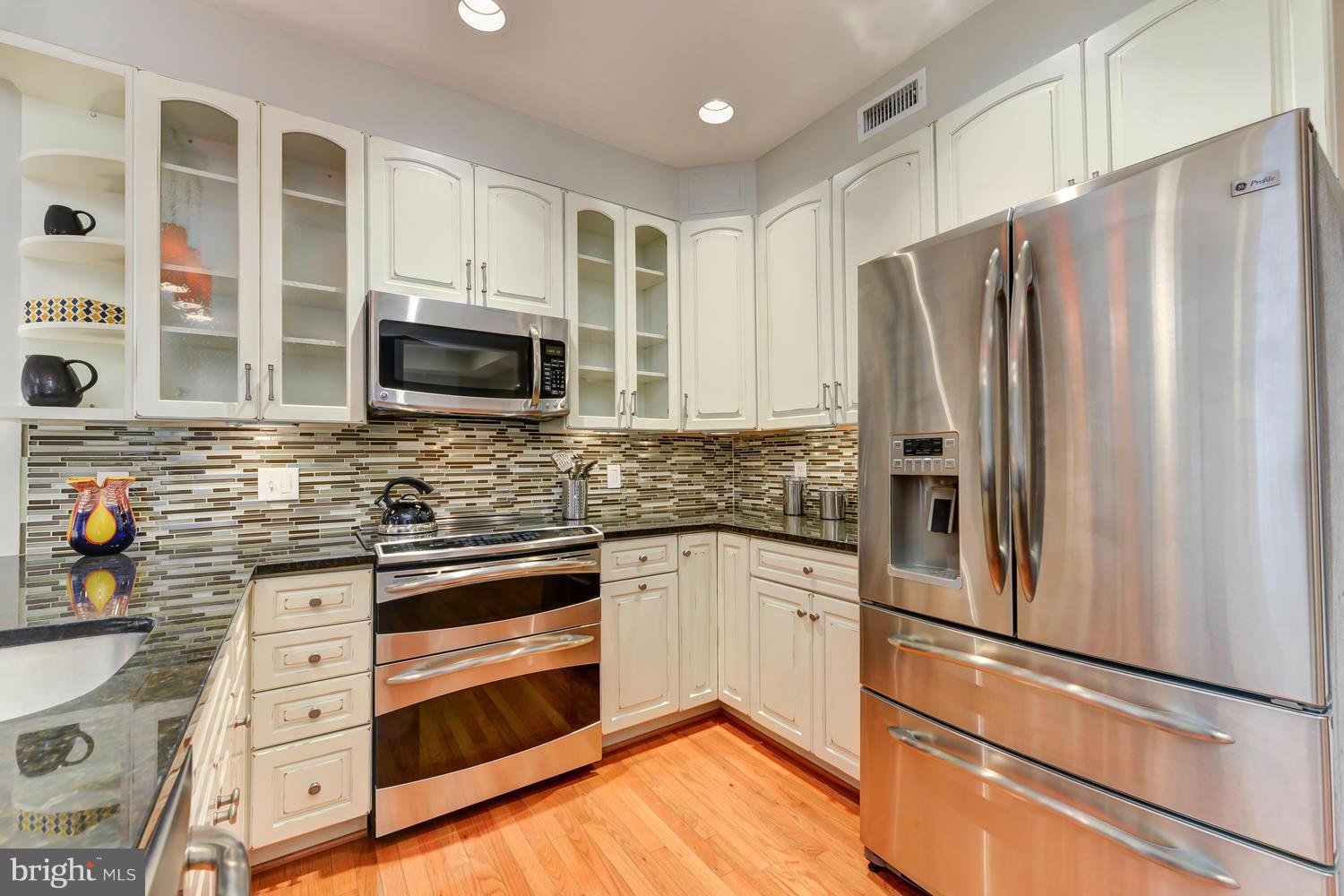 1421 Columbia Road Northwest, Unit 101 Washington, DC 20009 - Photo 16 of 29 Interior (General)