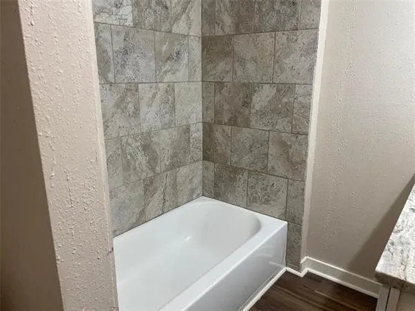 $2,300 | 7012 Tullis Drive, New Orleans, LA 70131