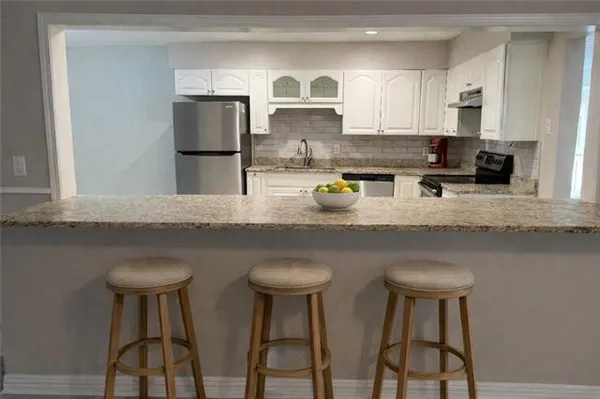 $2,300 | 7012 Tullis Drive, New Orleans, LA 70131