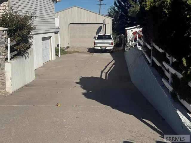 $424,900 | 1952 Monte Vista Drive, Pocatello, ID 83201