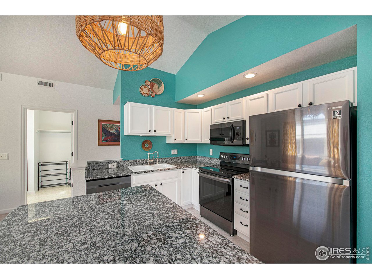 4501 Nelson Road, Unit 2102 Longmont, CO 80503 - Photo 12 of 32 Newer stainless steel appliances