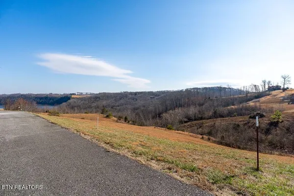 $75,000 | 0 Holly Bend Drive, Byrdstown, TN 38549