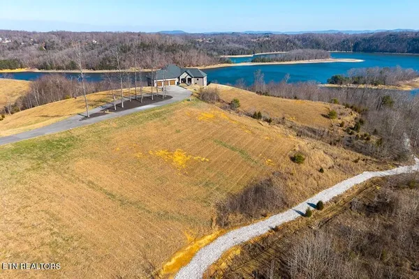 $75,000 | 0 Holly Bend Drive, Byrdstown, TN 38549