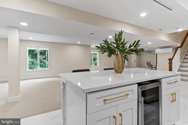 a view of entryway with hardwood