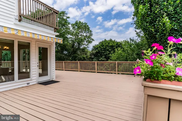 a view of a terrace with sitting area