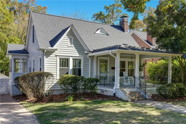$550,000 | 207 South Tremont Drive, Greensboro, NC 27403