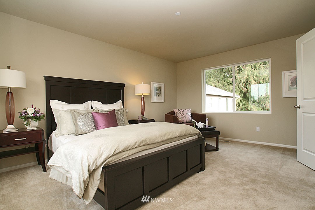 4320 187th Place Southeast Bothell, WA 98012 - Photo 6 of 15 Gallery Image 6