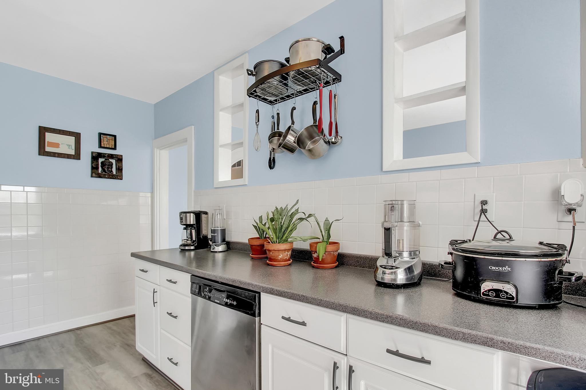 359 Upperlanding Road Essex, MD 21221 - Photo 11 of 28